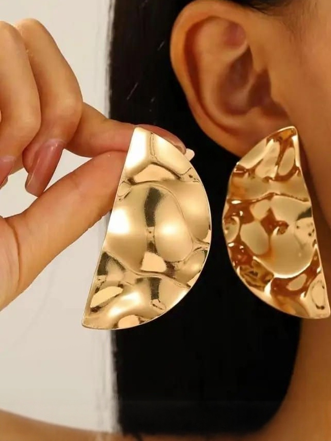 MASUMEEN TRADERS Stainless Steel Gold-Plated Half Moon Shaped Studs