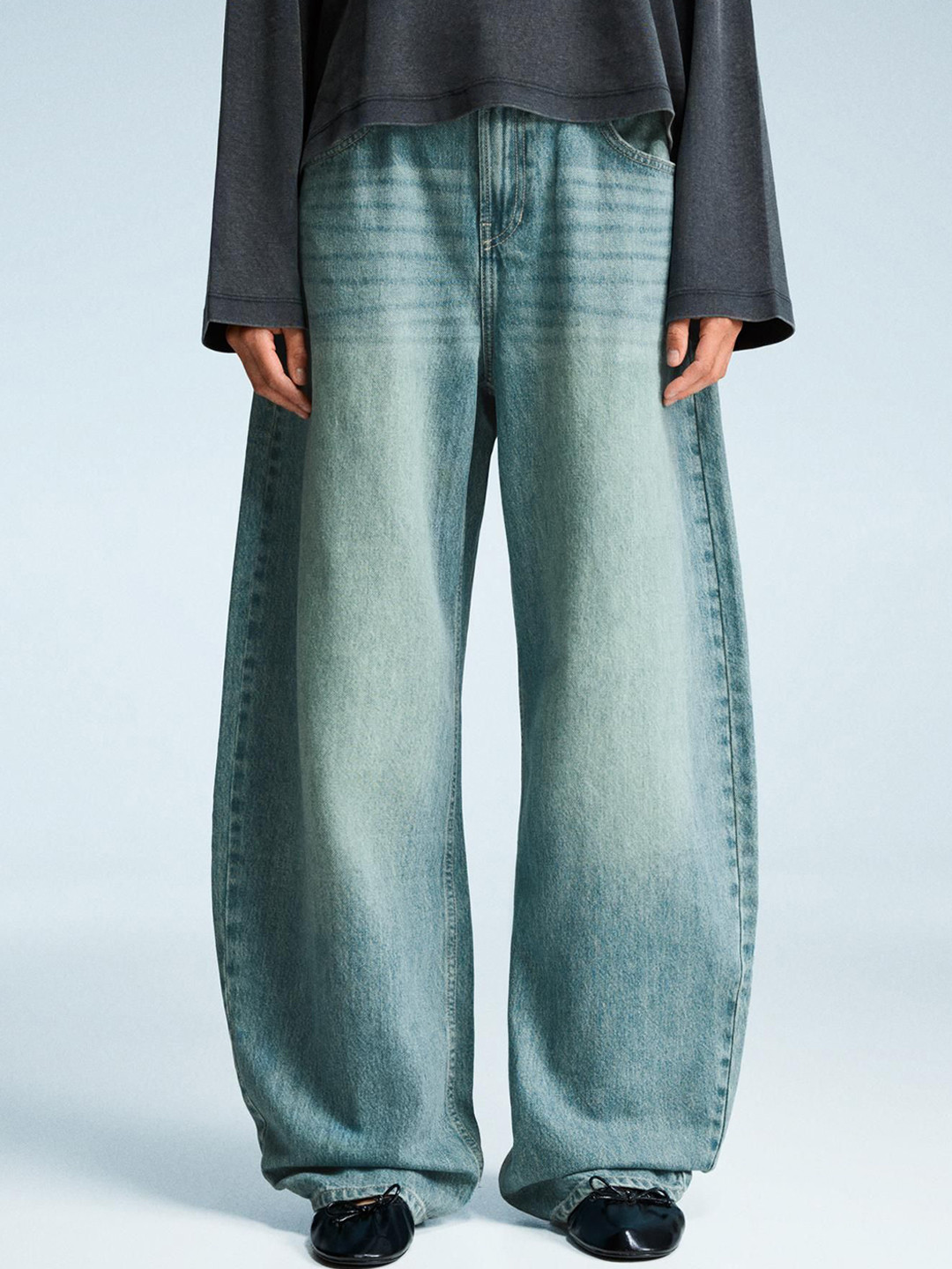 Bershka Pure Cotton Wide-Leg Barrel Jeans