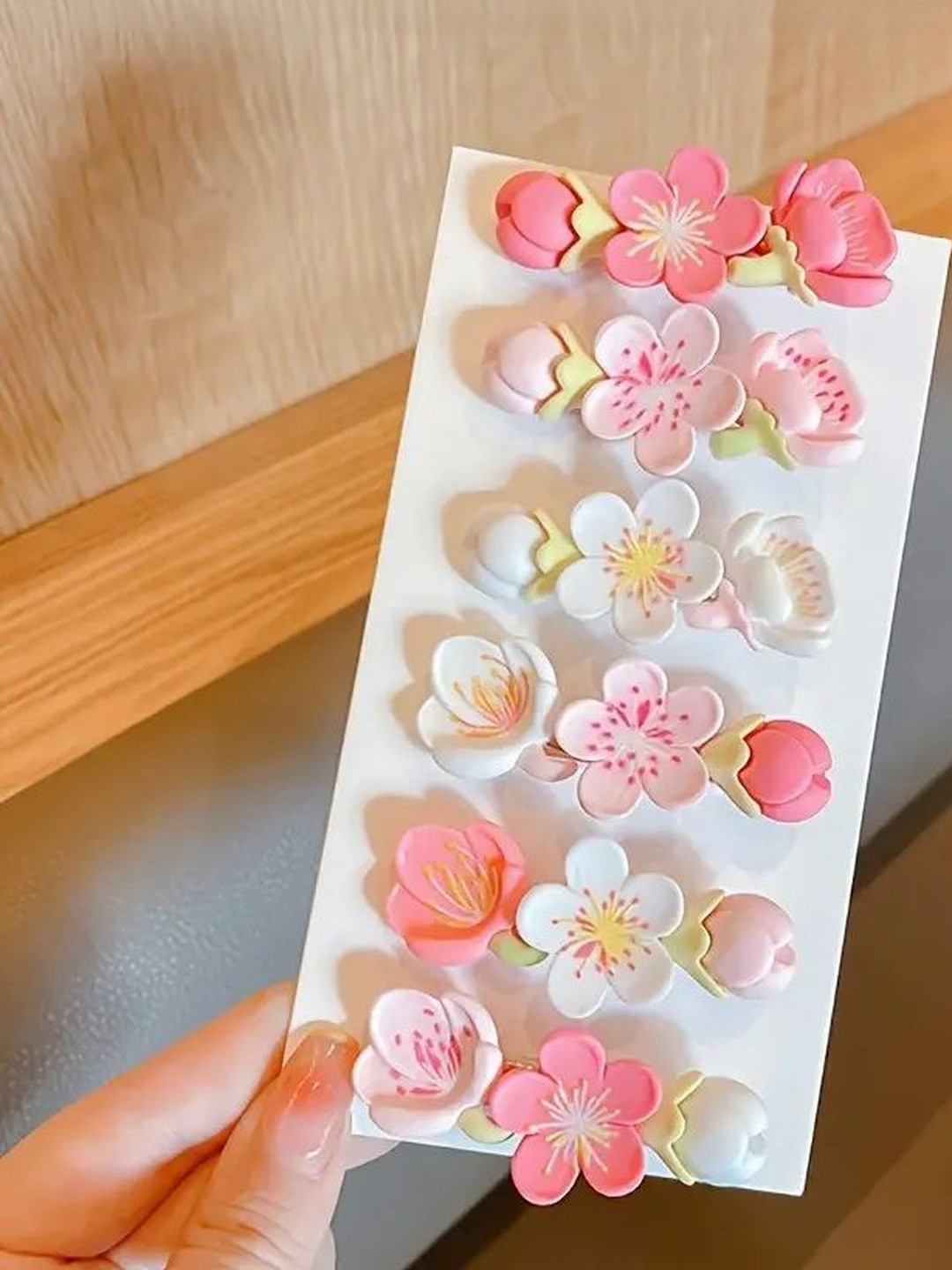 Balasundri Women Set of 4 Flower Hair Clips Barrettes Hairpins