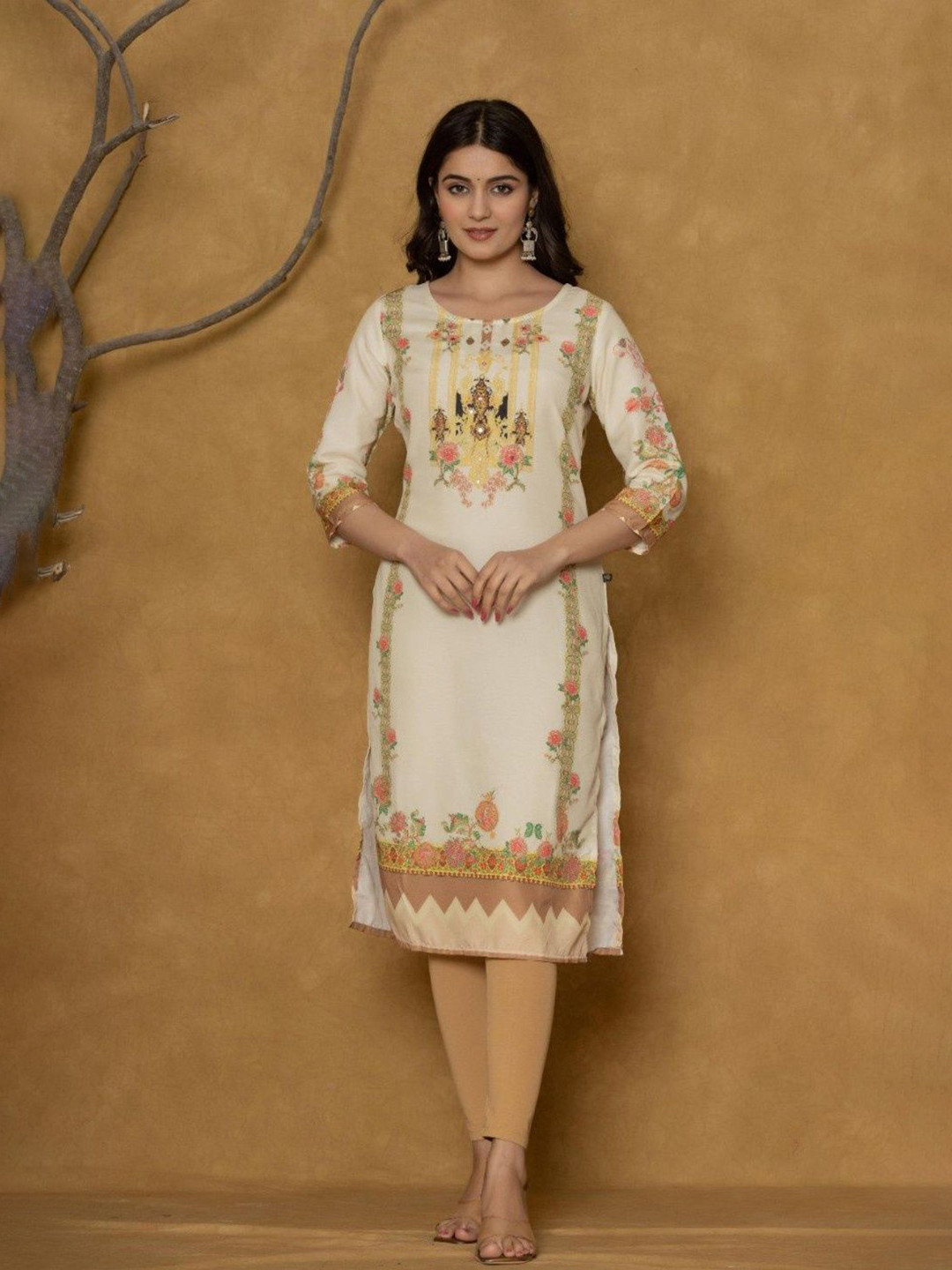THE NAVRA Women Ethnic Motifs Printed Mirror Work Round Neck Kurta