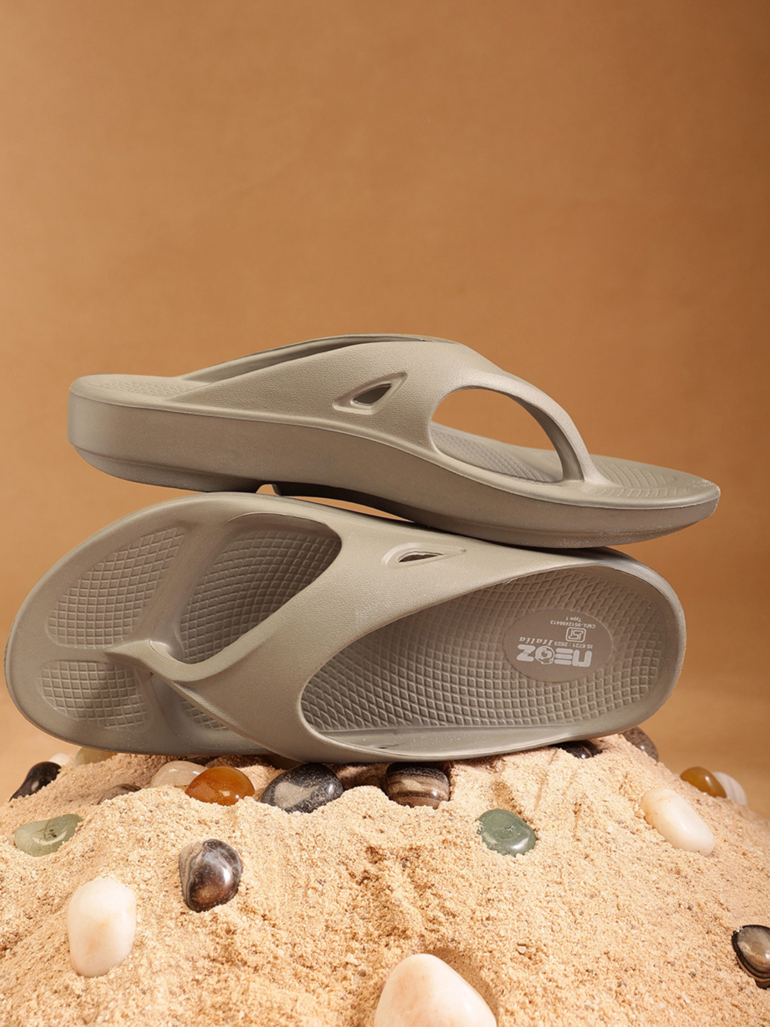 NEOZ Men Levirex Lightweight Arch Support Durable Anti-Skid & Comfortable Flip Flops