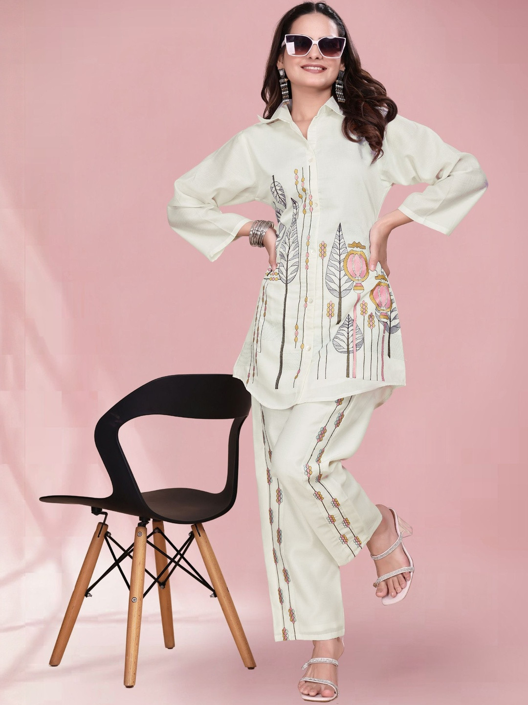 JJ Handloom Women Floral Printed Cotton Kurta with Trousers