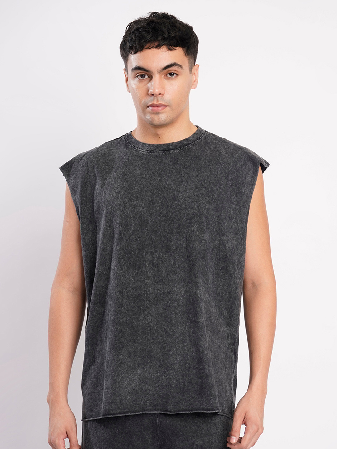 Bene Kleed Men Sleeveless Acid Wash Pure Cotton T-shirt