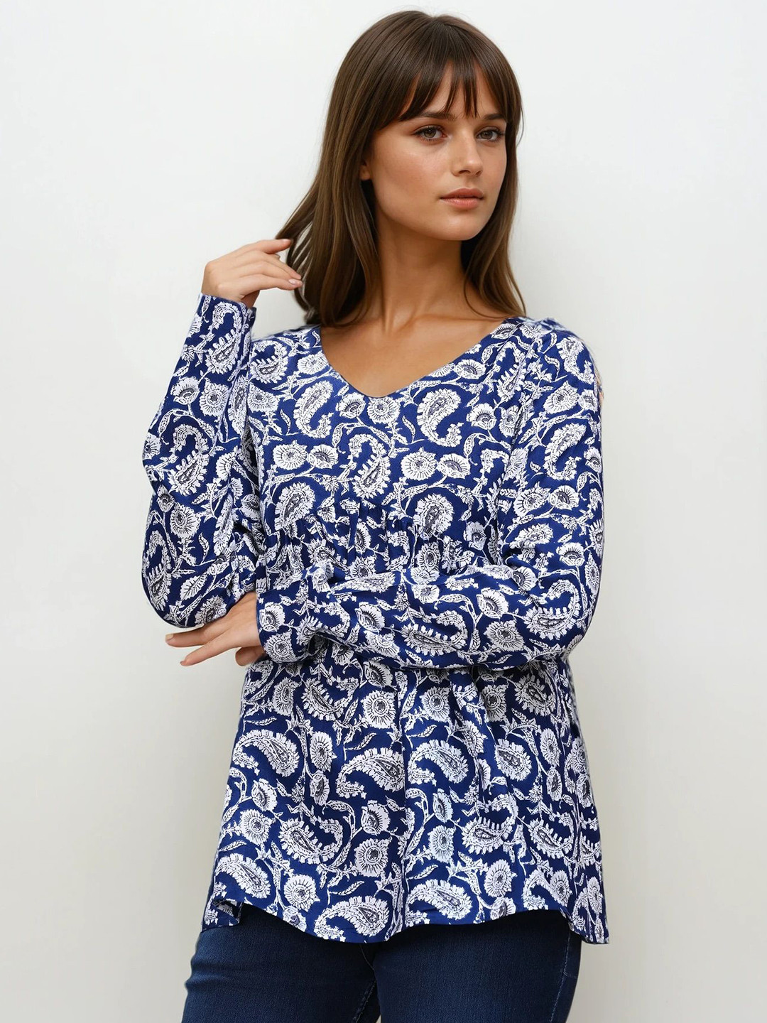 GLAD I MET YOU V-Neck Long Sleeve Printed Empire Top