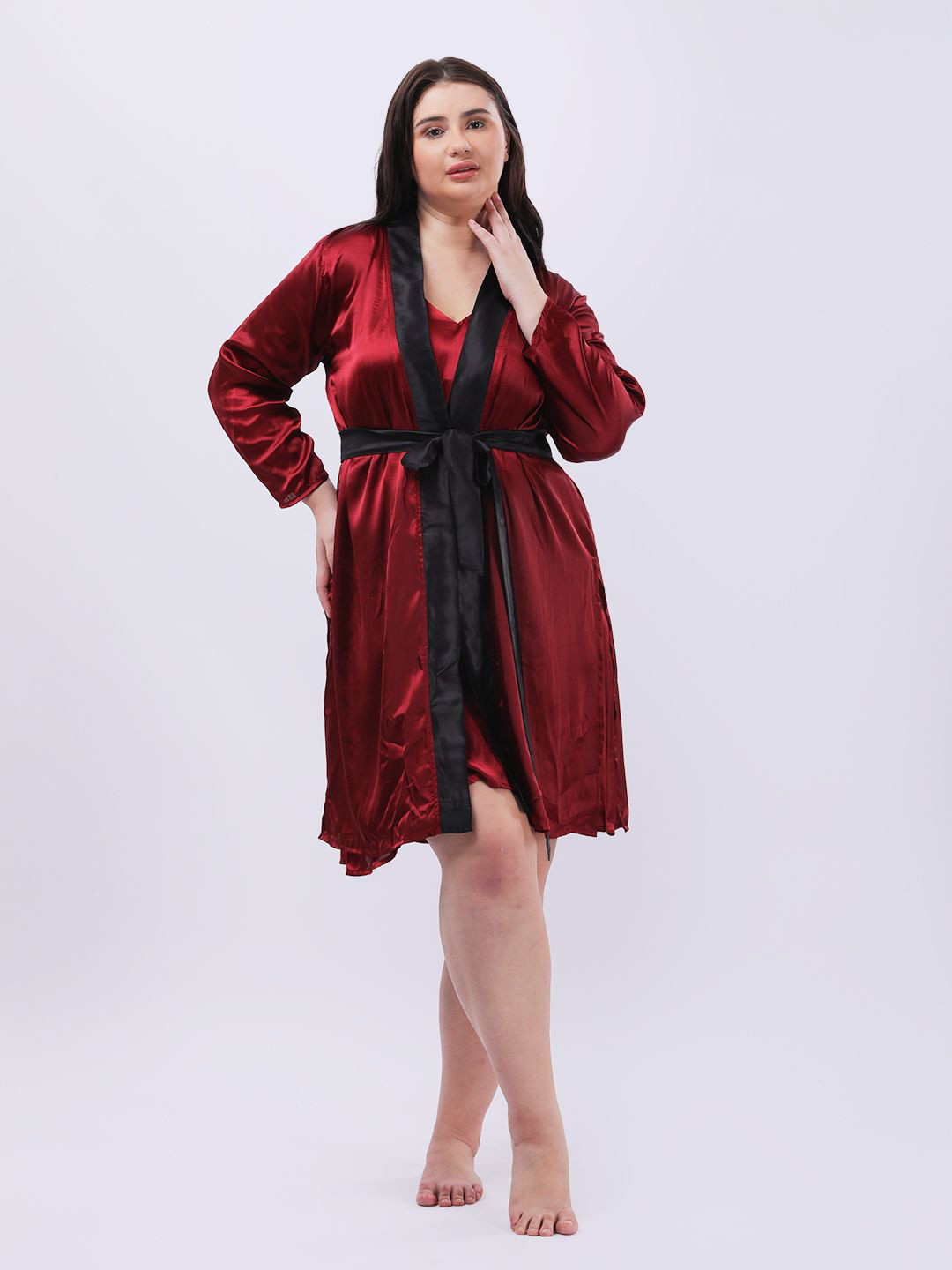 Qurvii Long Sleeves Tie-Up Satin Robe