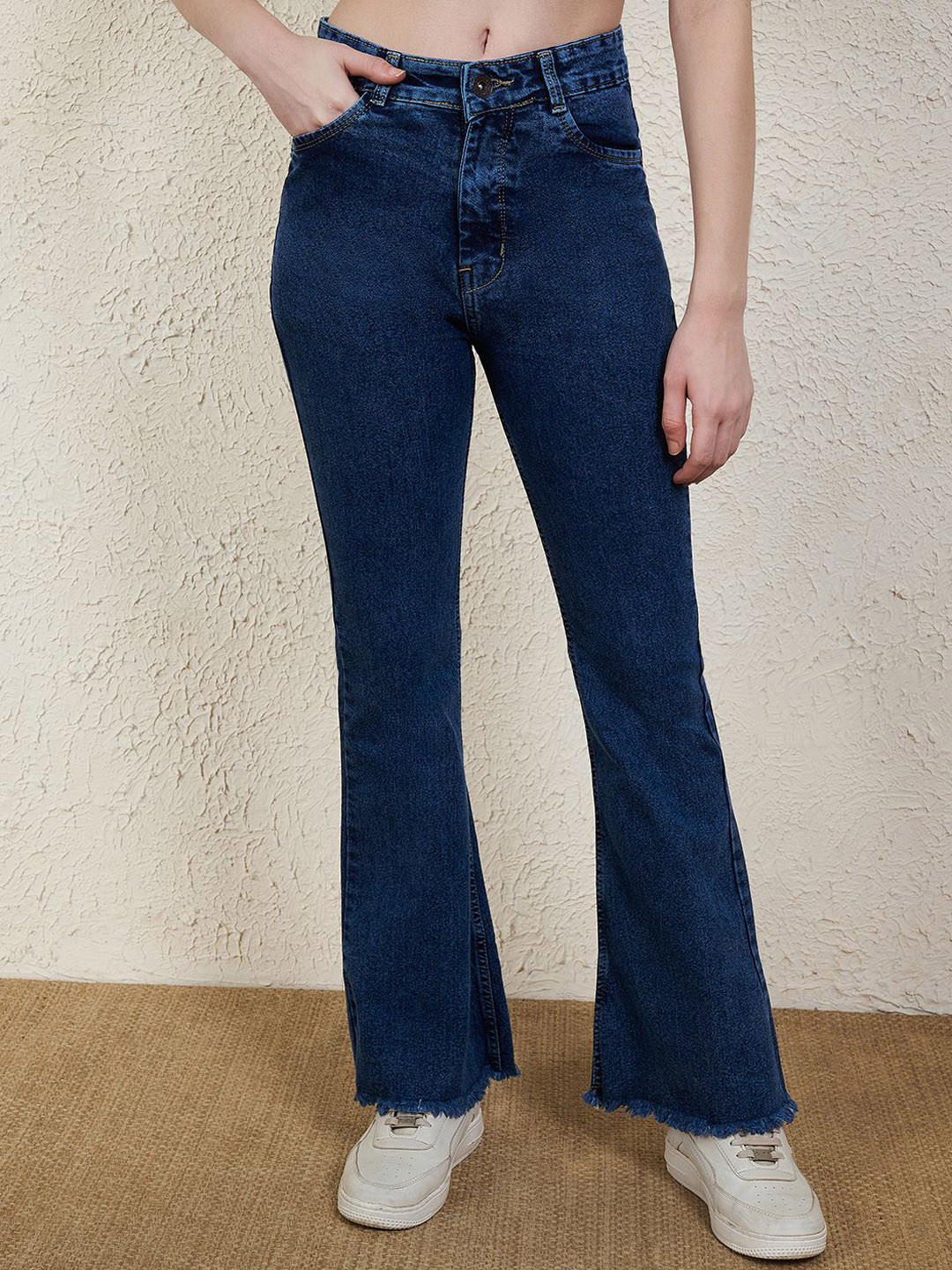 VBEAUTI Women Frisky Bootcut Mid-Rise Stretchable Denim Jeans