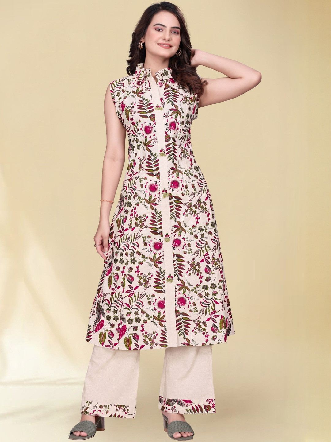 SWORNY FASHION Women Floral Printed Pure Cotton A-Line Kurta with Palazzo