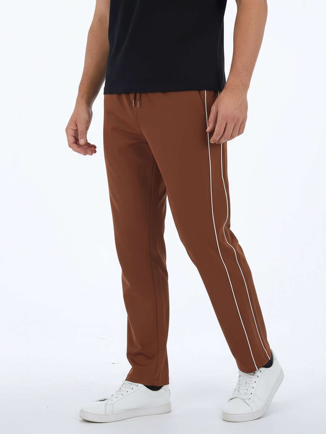 glitchez Men Contrast Piping Track Pants