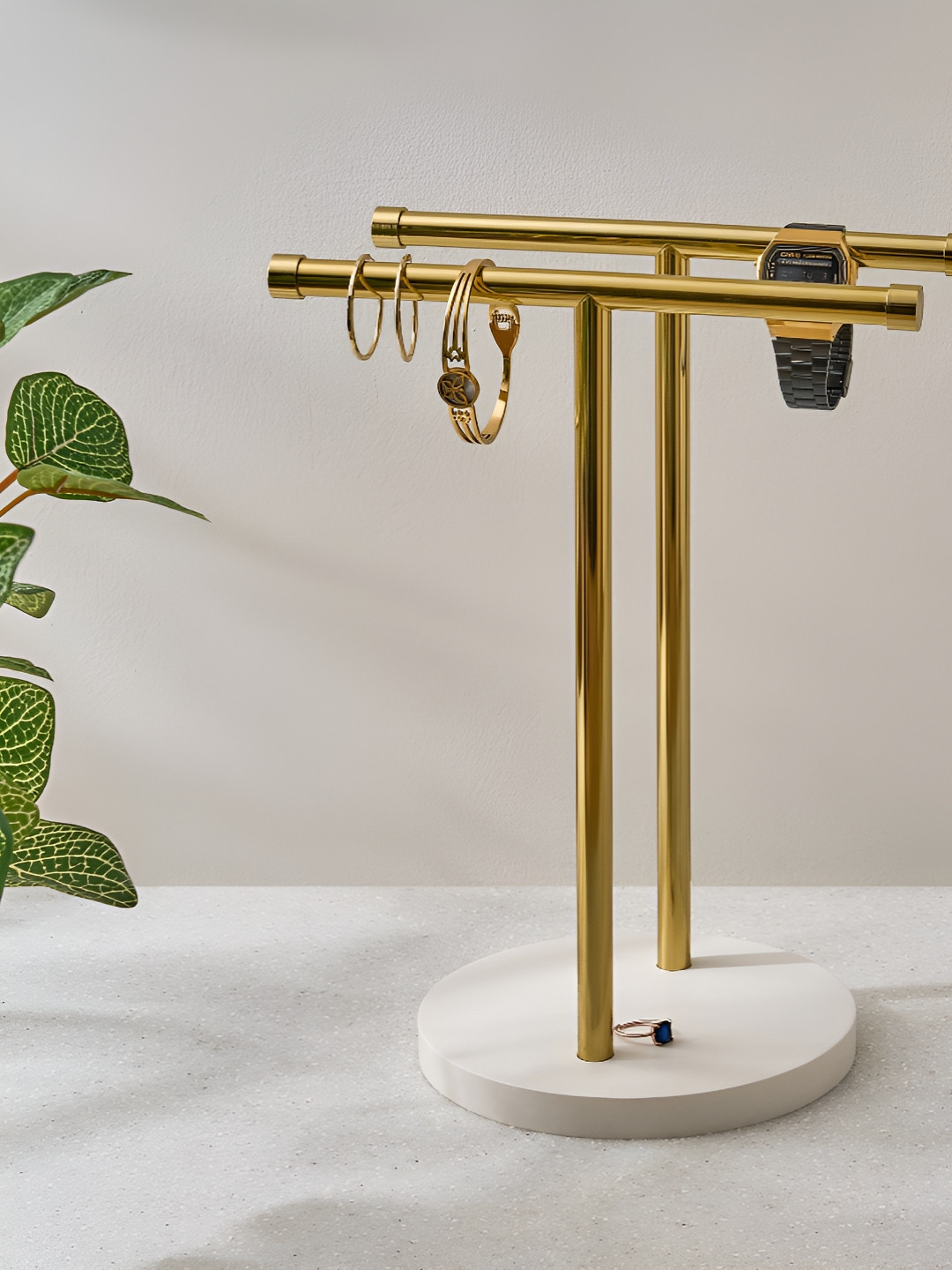 Home Centre Opulence Edge Jewellery Holder