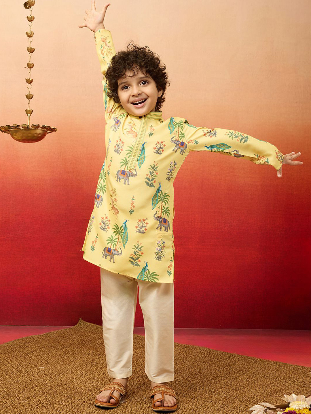 VASTRAMAY Boys Yellow Linen Ethnic Rayon Mandarin Collar Animal Print Kurta Sets