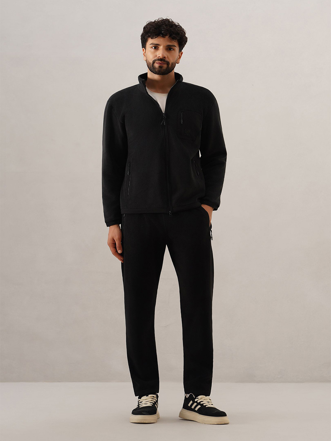 Pearl 7 Men High Neck Long Sleeves Sweatshirt