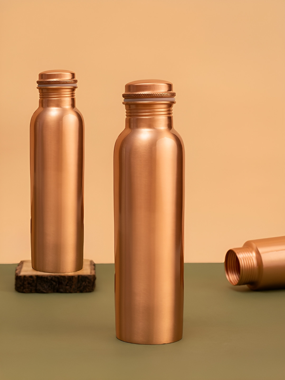 The Zappy Box Copper-Toned Half-Hammered Water Bottle 1 L