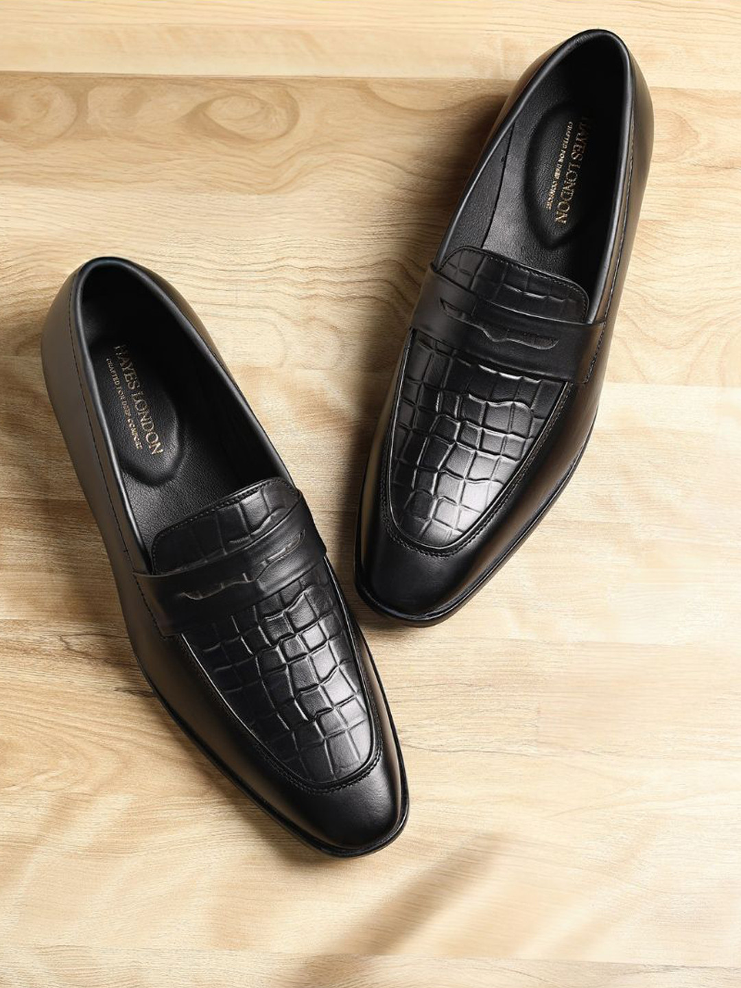 Hayes London Men Textured Slip-On Leather Formal Loafers