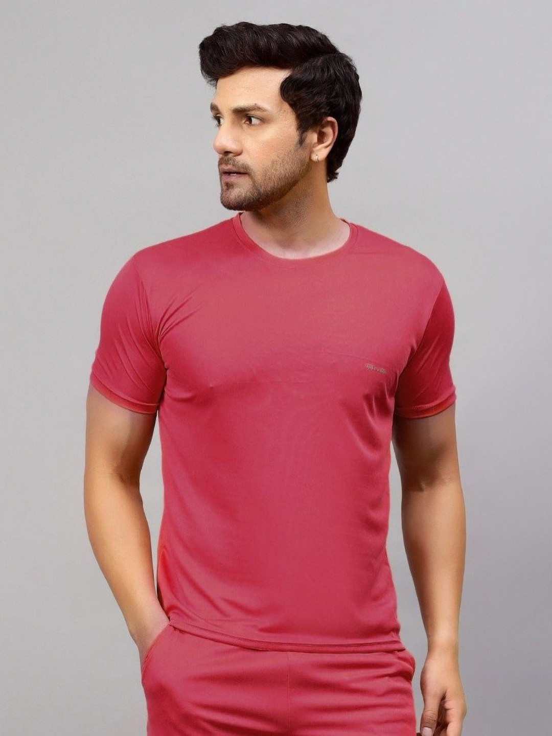 UDI n ADI Men Dri-FIT Solid Round Neck Slim Fit T-shirt