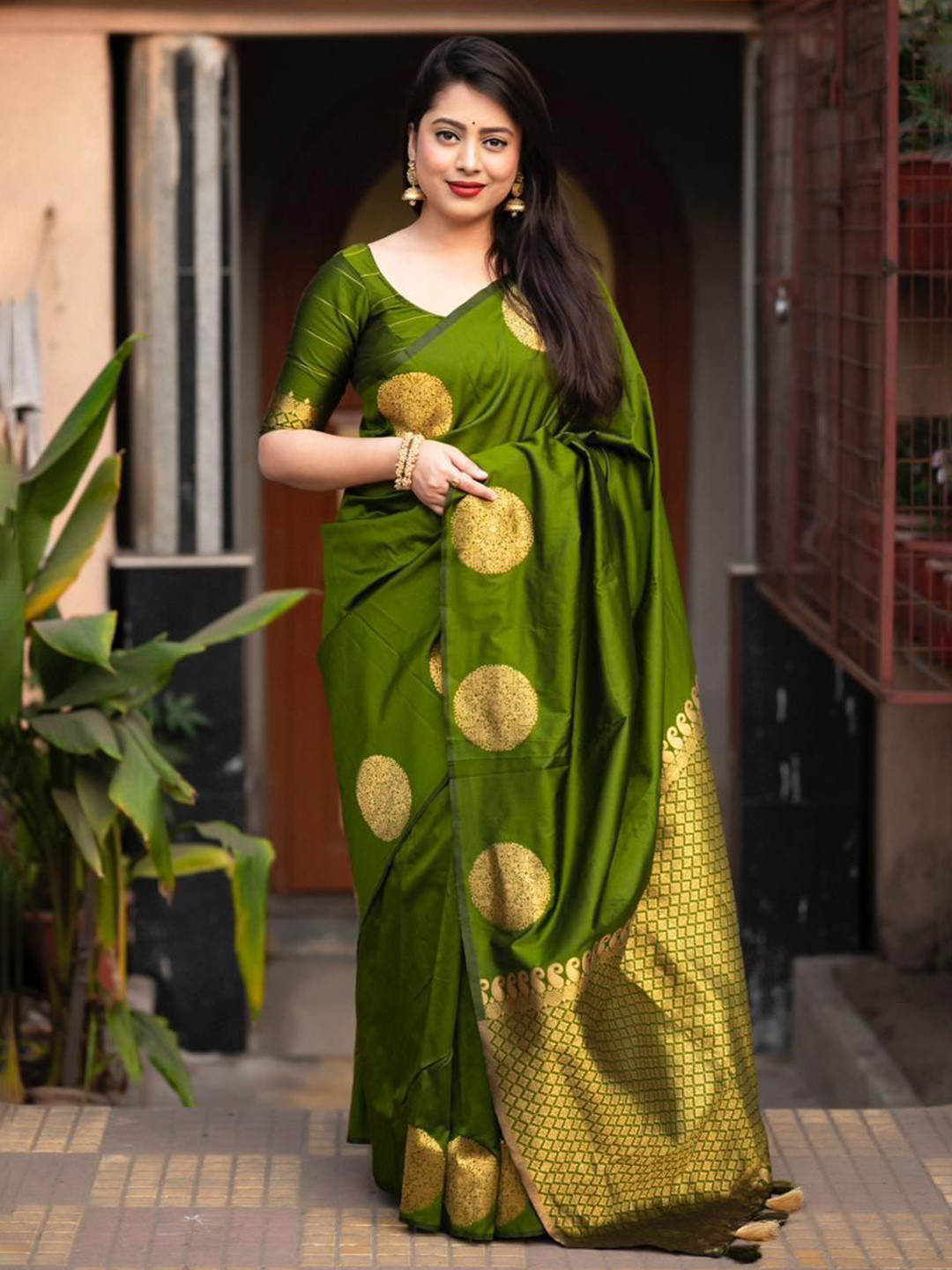 PHEASANT Woven Design Zari Banarasi Saree With Unstitched Blouse