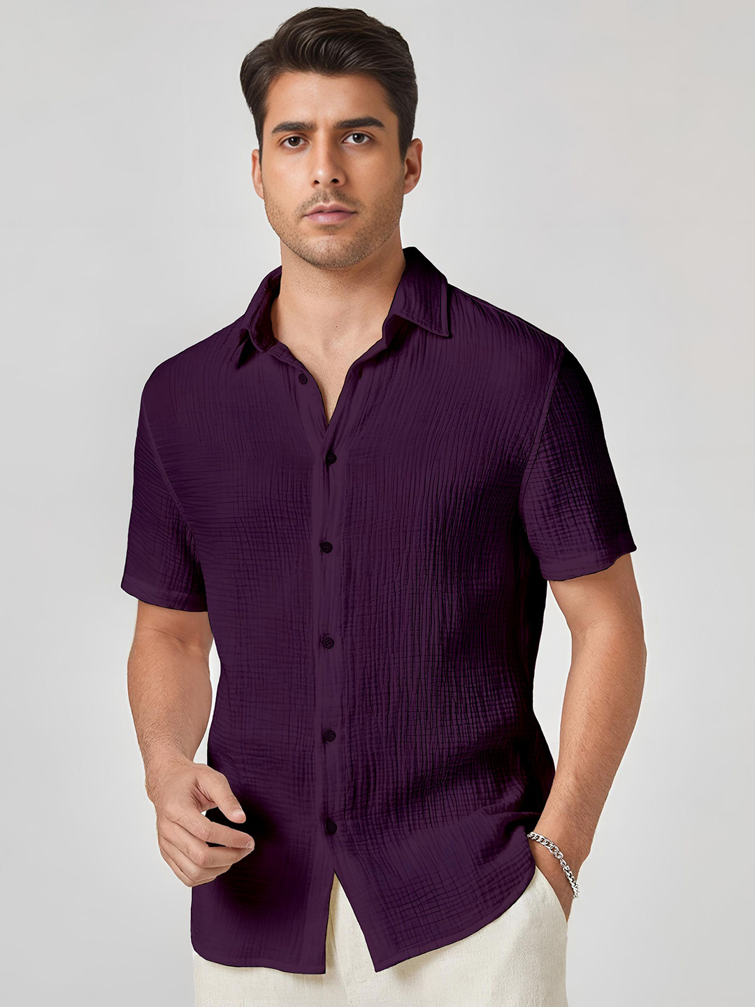 Color Bucket Men Standard Fit Textured Spread Collar Casual Shirt