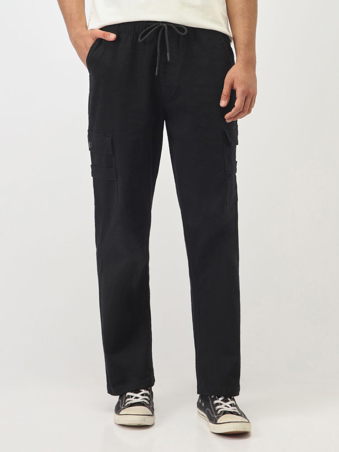 NOBERO Men Relaxed Straight Leg Cotton Cargos Trousers