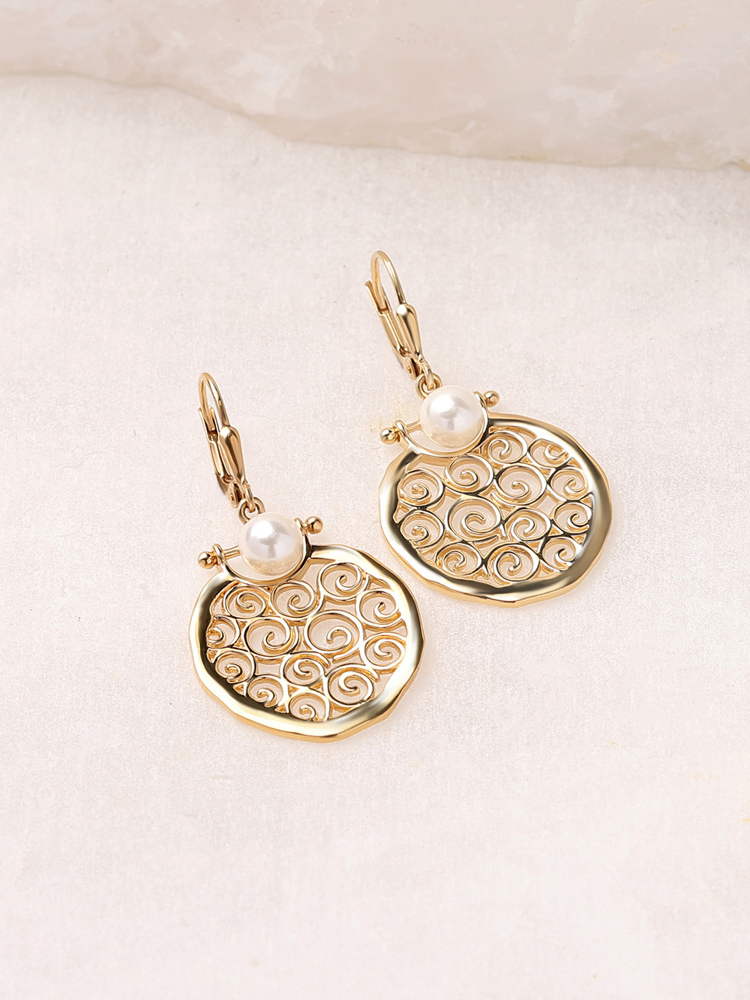 Ornate Jewels 925 Silver 18K Gold Plated Shell Pearl Glam Filigree Earring