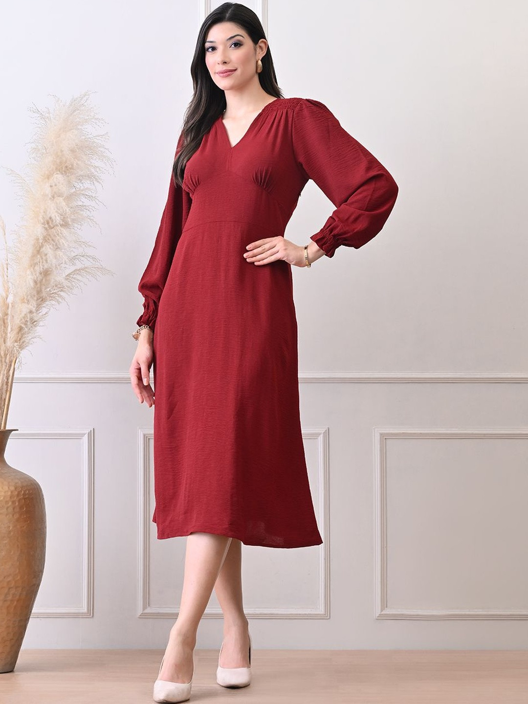 Ikonic klaer Women Self Design V-Neck A-Line Midi Dress