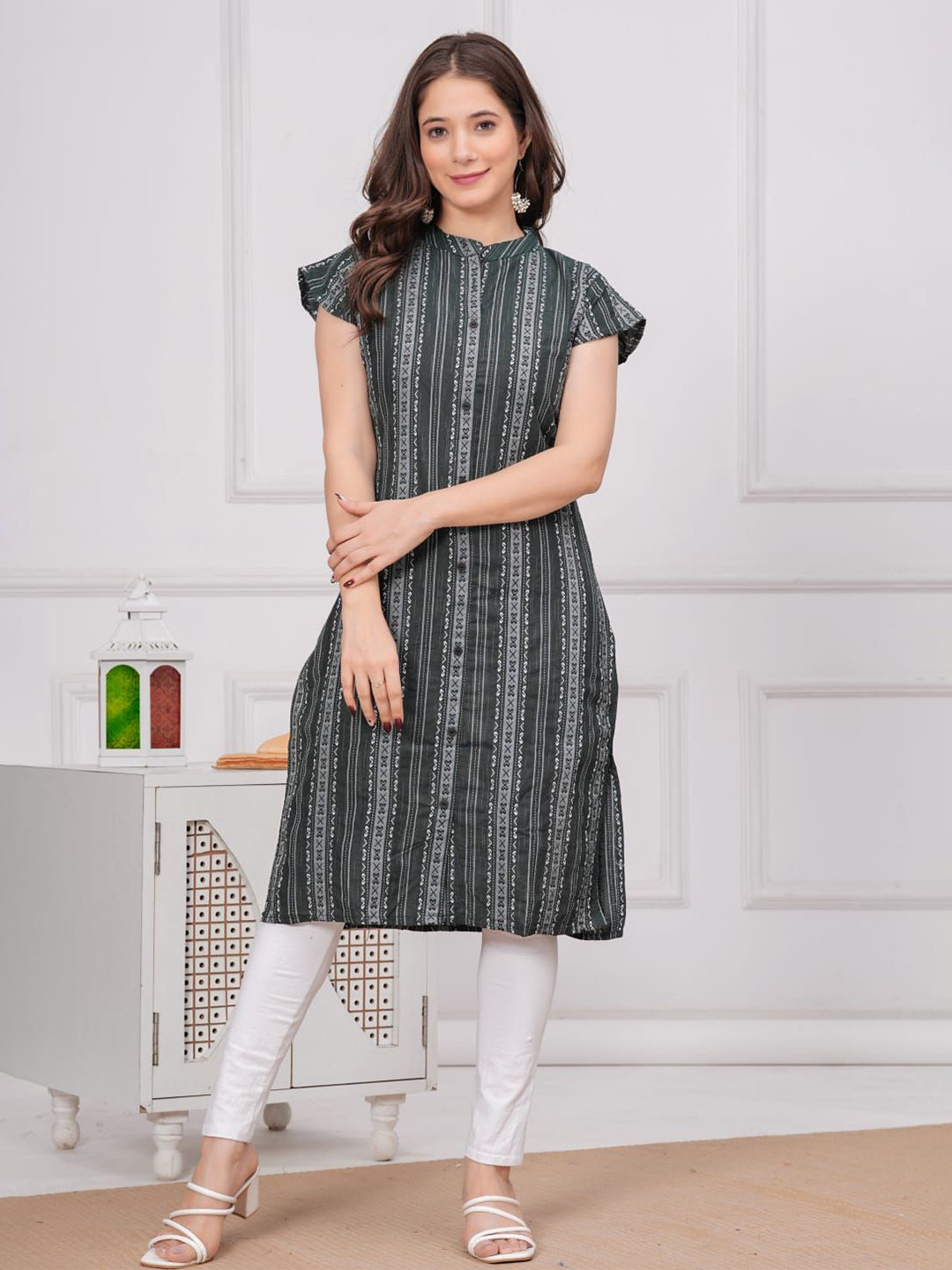 SmartVision Women Striped Daily Straight Kurta