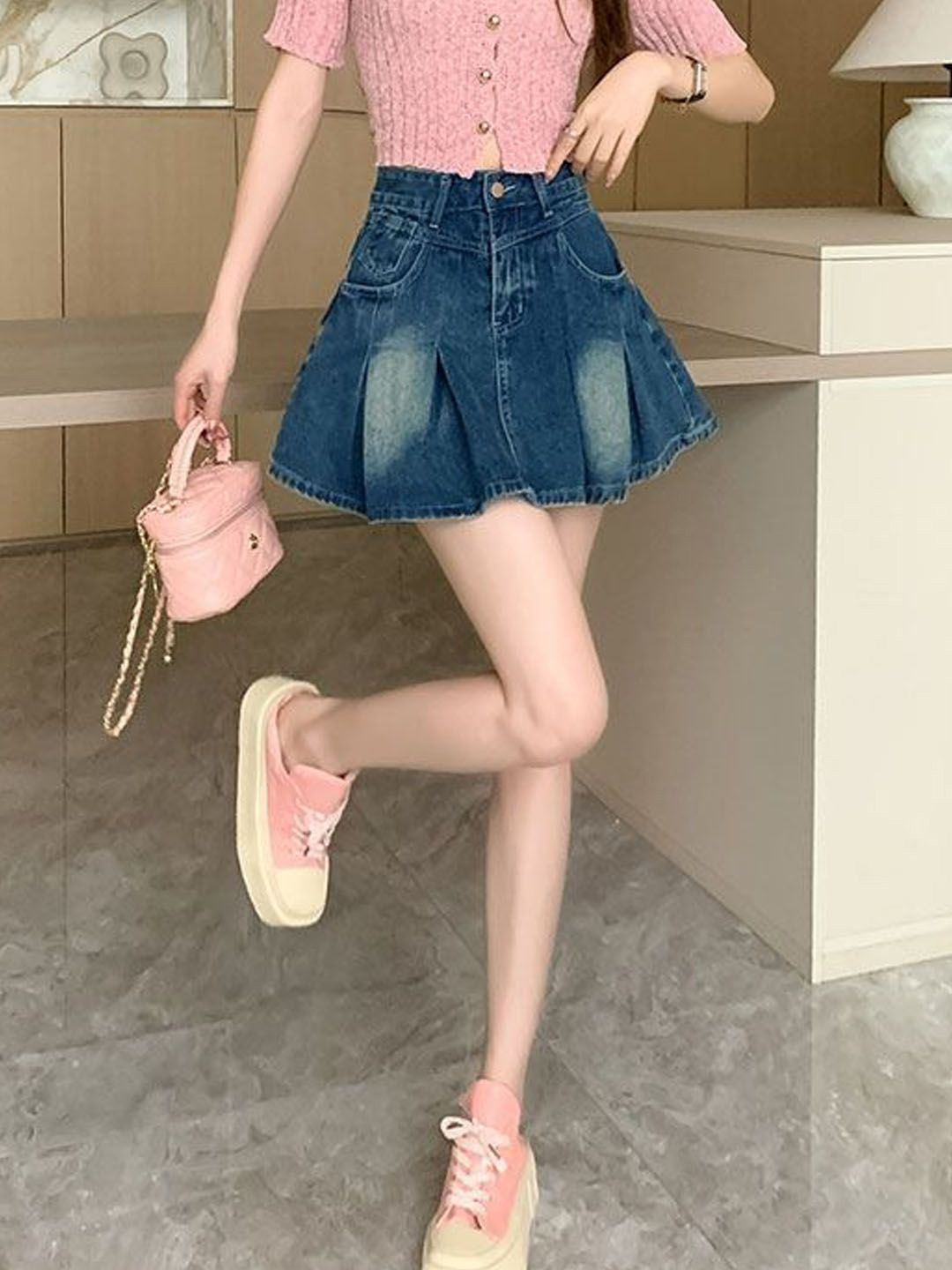 StyleCast Women Mid-Rise Peplum Denim Mini Skirt