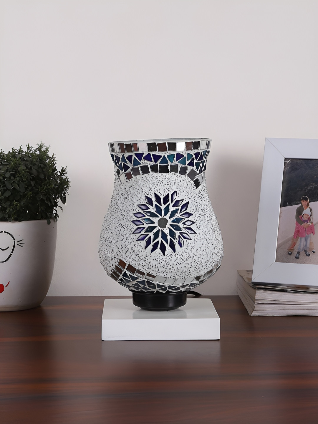 Aura White & Black Printed Wooden Bell Shaped Table Lamp With Square Base