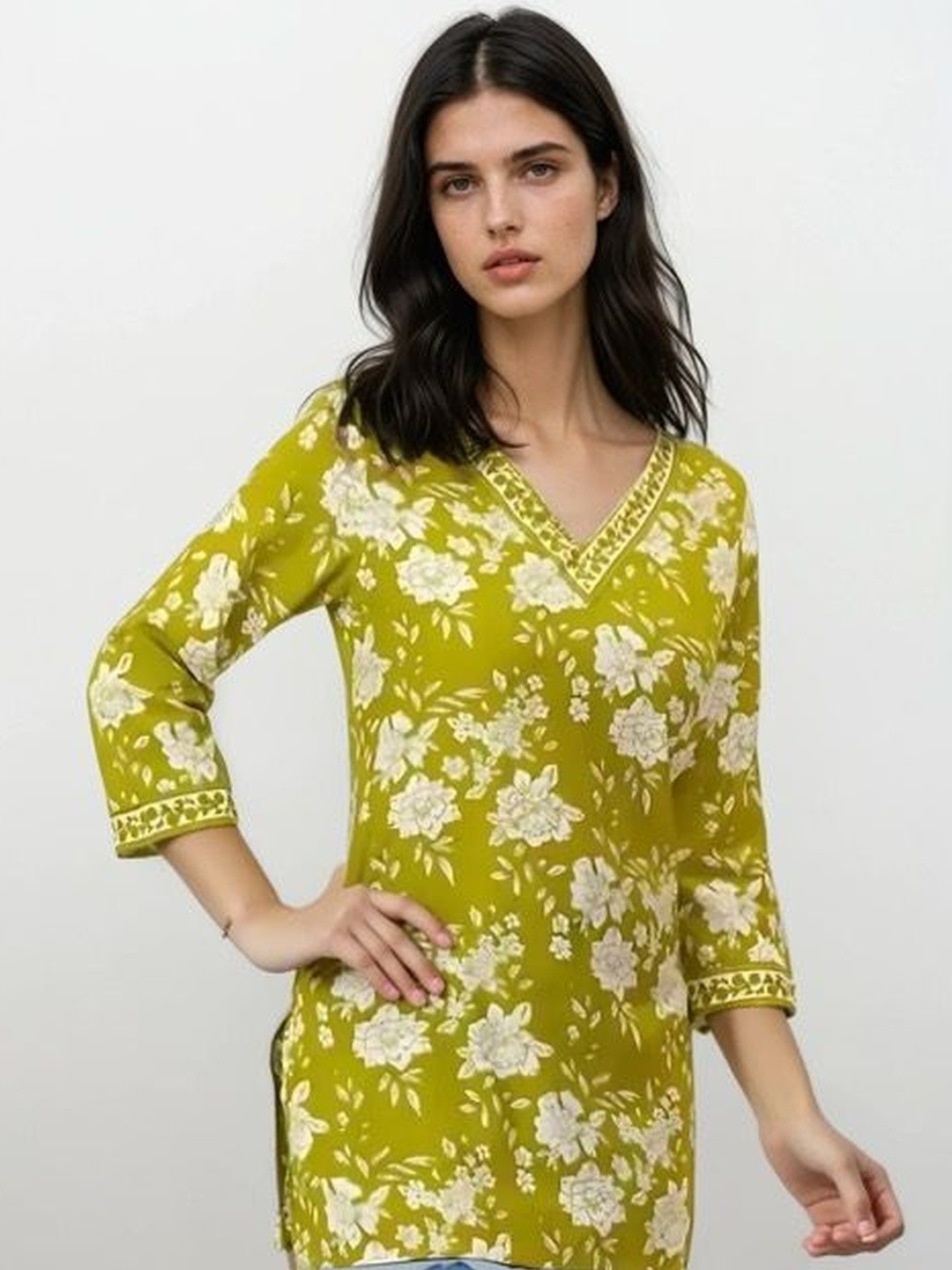 GLAD I MET YOU Women Ethnic Motifs Printed V-Neck A-Line Kurti