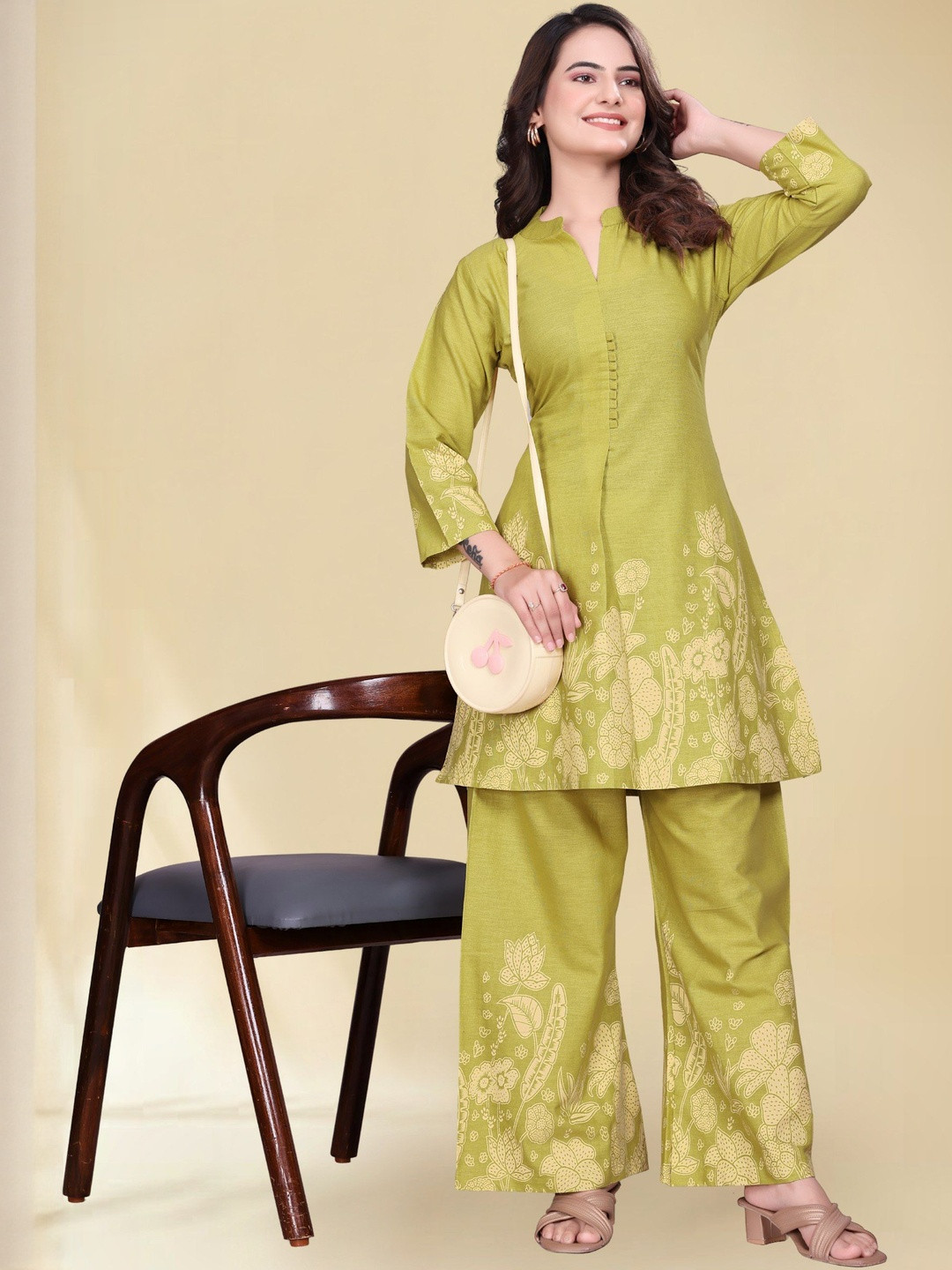 SWORNY FASHION Floral Printed Tiered Pure Cotton Kurti With Palazzos