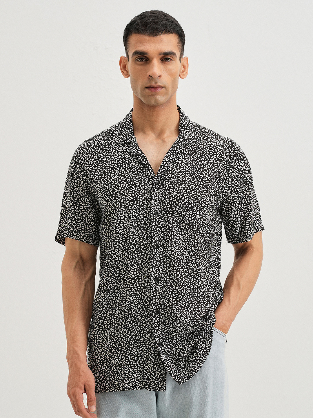 Banana Club Men Classic Opaque Printed Casual Shirt