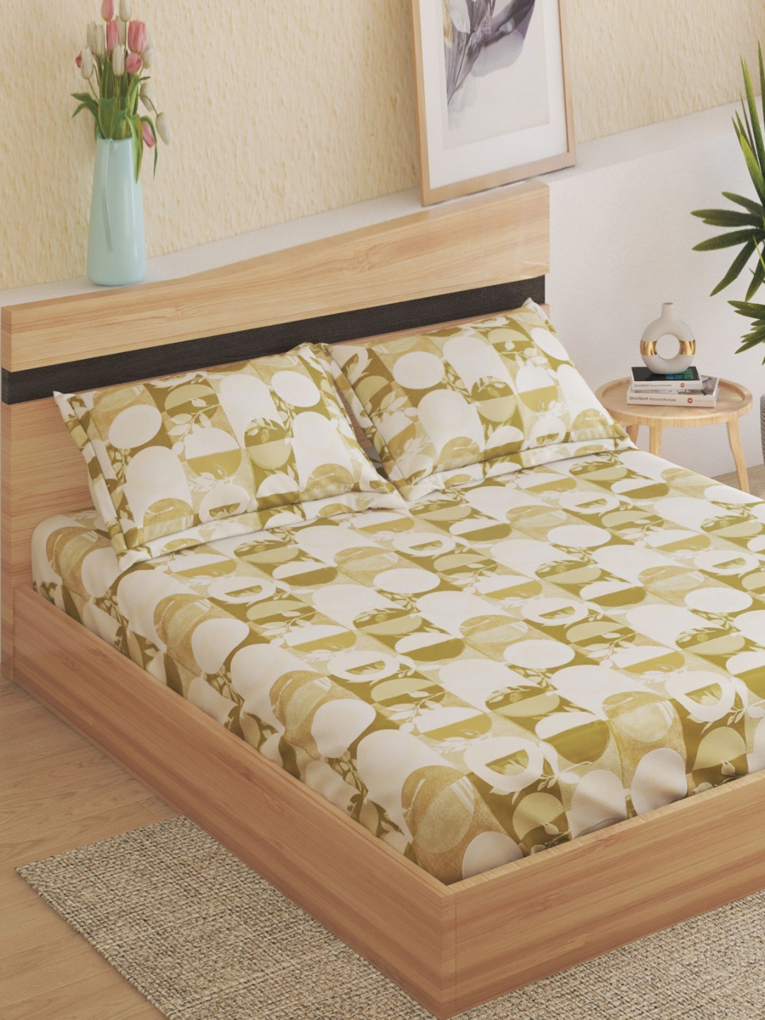 Home Centre Botanica Green & White Printed Cotton 144 TC King Bedsheet Set 2.74 m x 2.74 m