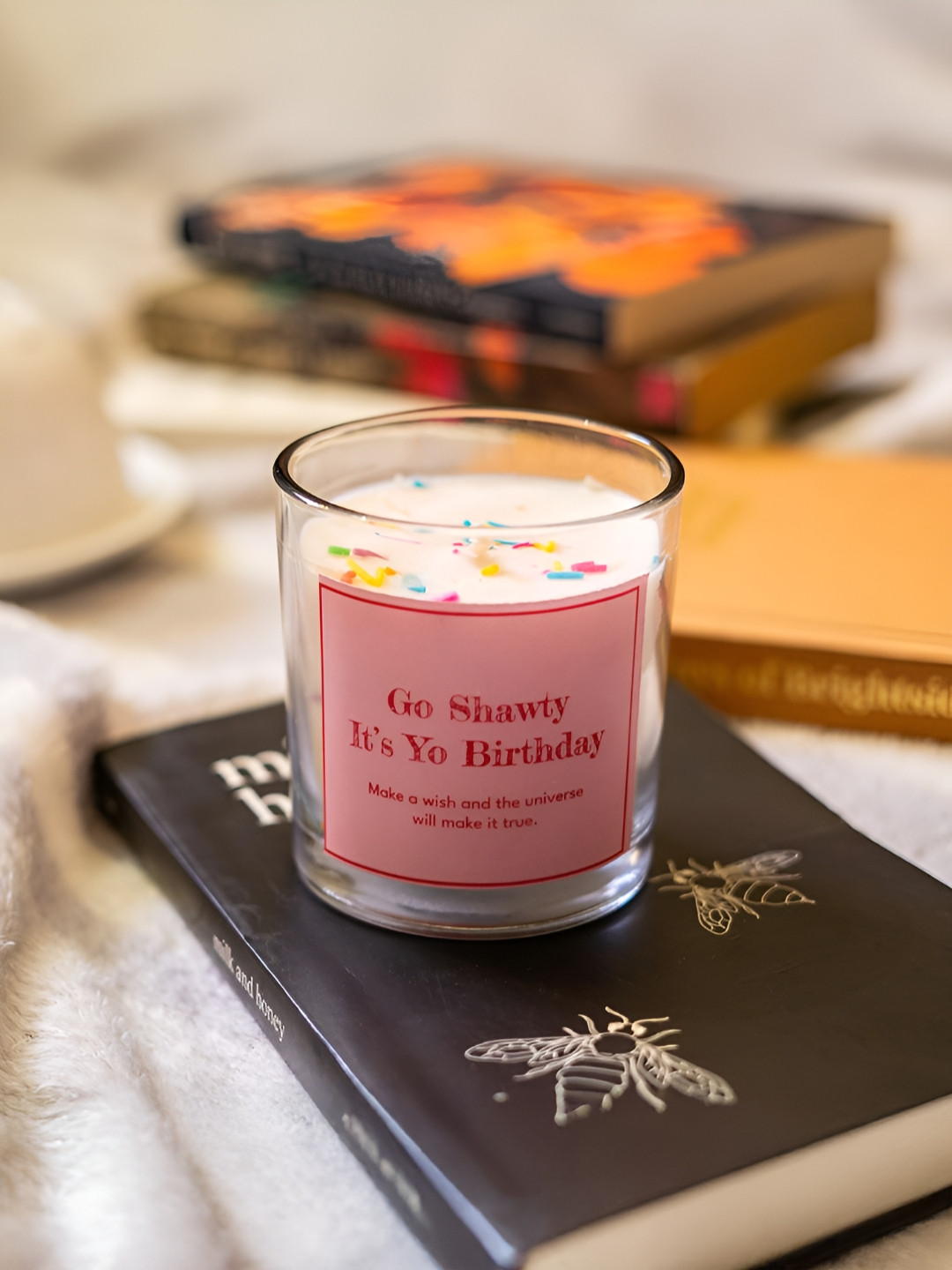 The Zappy Box Transparent & Pink Round Jar Candle