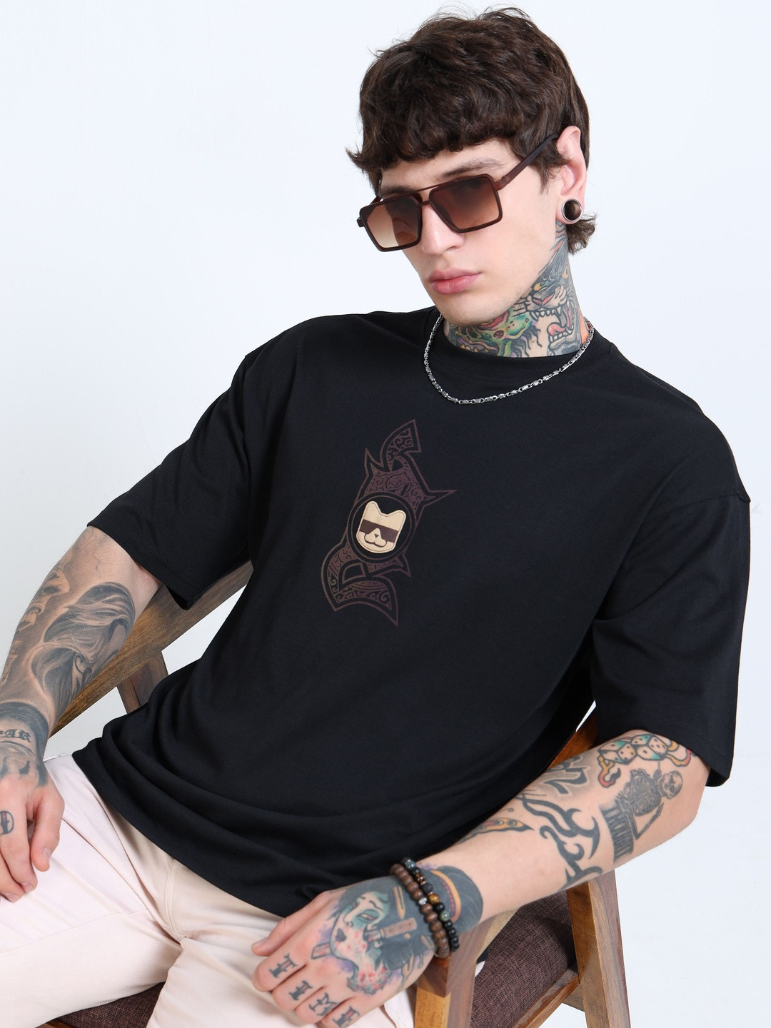 glitchez Men Graphic Printed Round Neck Cotton Oversized T-shirt