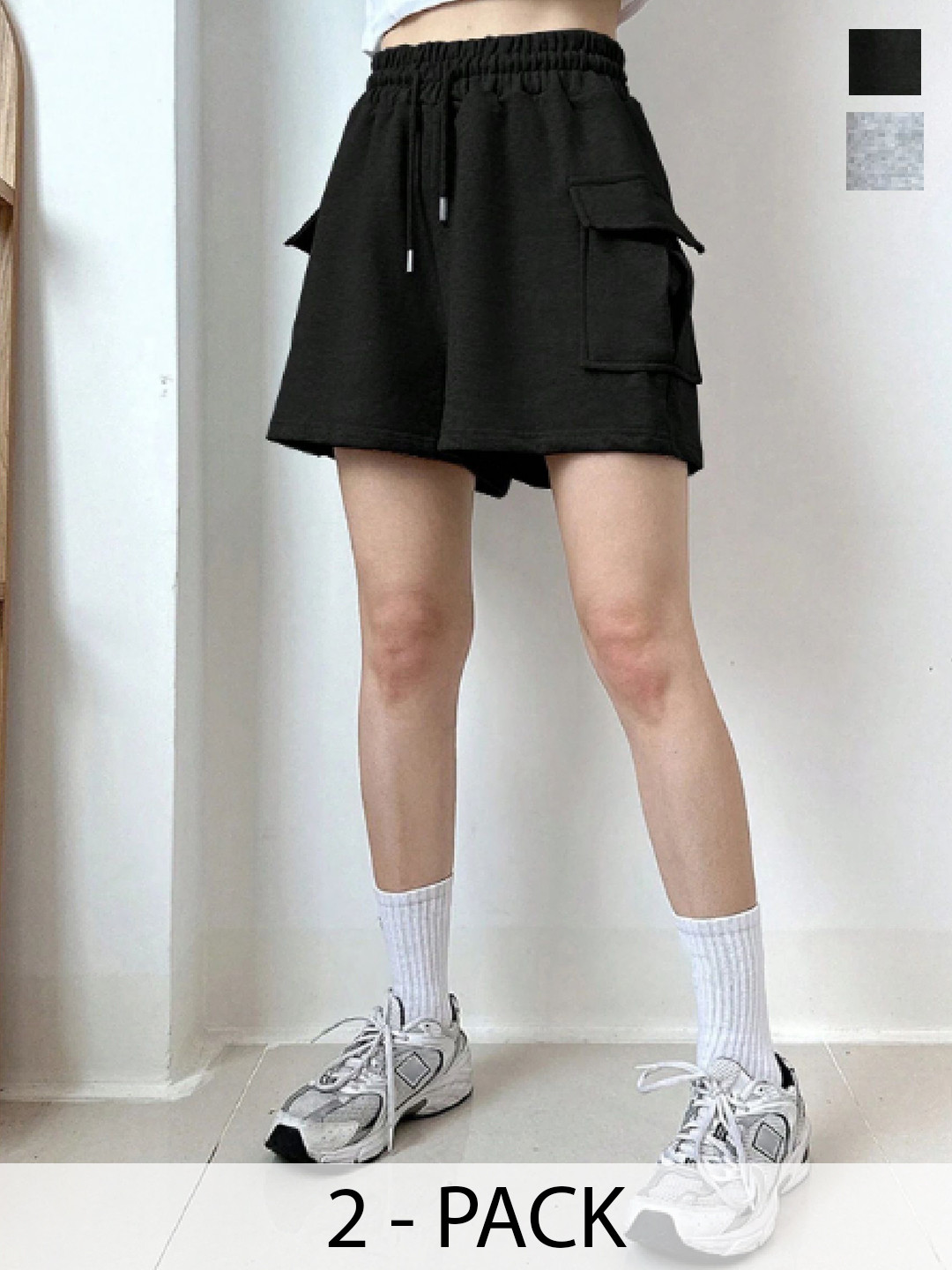 RIZIMCLOTHING Women Pack Of 2 Regular Fit Cargo Side Pocket Shorts