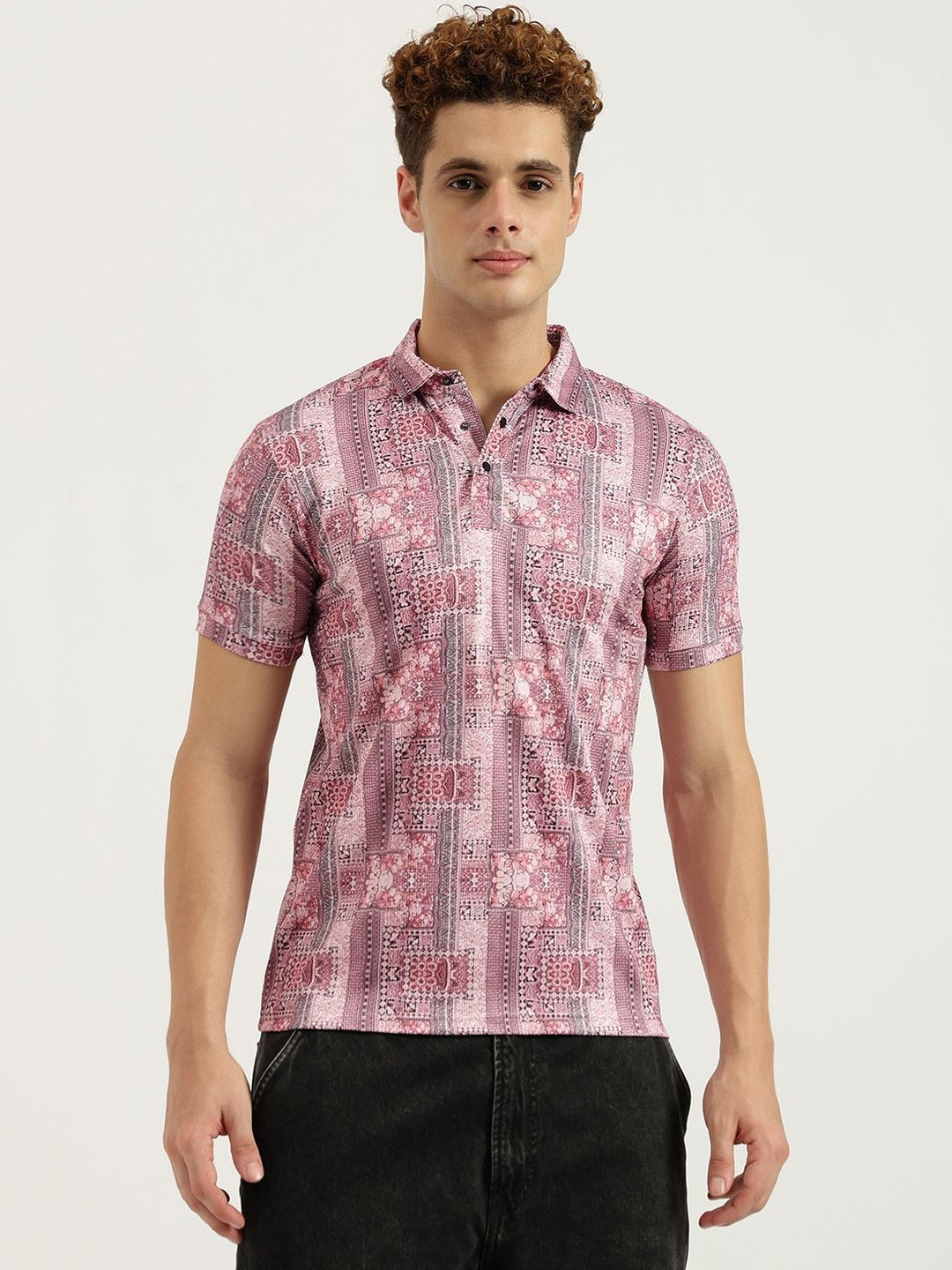 SENJARYA TIMES Men Abstract Polo Collar Regular Fit T-shirt