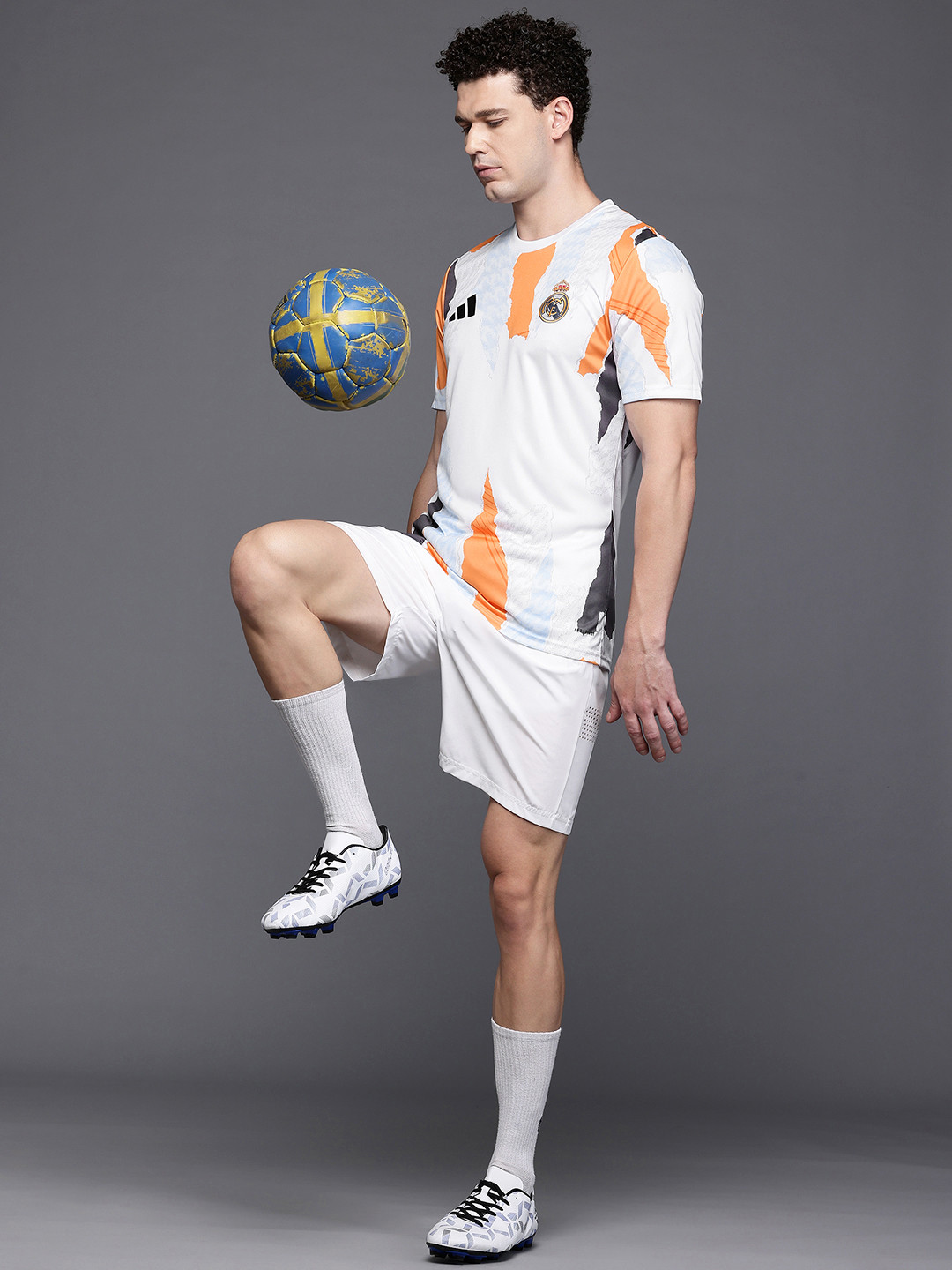 ADIDAS Real Madrid 24/25 Pre-Match Jersey