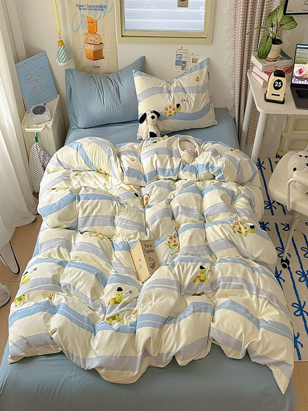 JC HOME Blue & Cream-Coloured Cartoon Charaters Printed Ac Room Double King Bedding Set