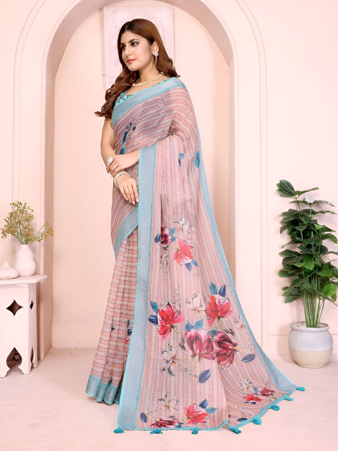 S B SONS CREATION Floral Prited Saree With Blouse Piece