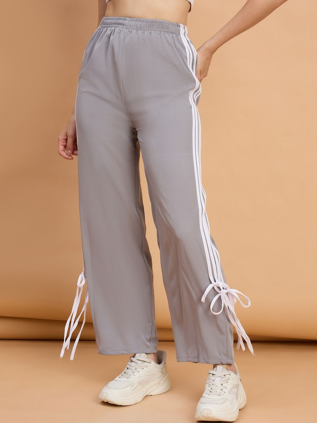 Roadster Women  Relaxed High-Rise Wrinkle Free Track Pants With Side Stripes