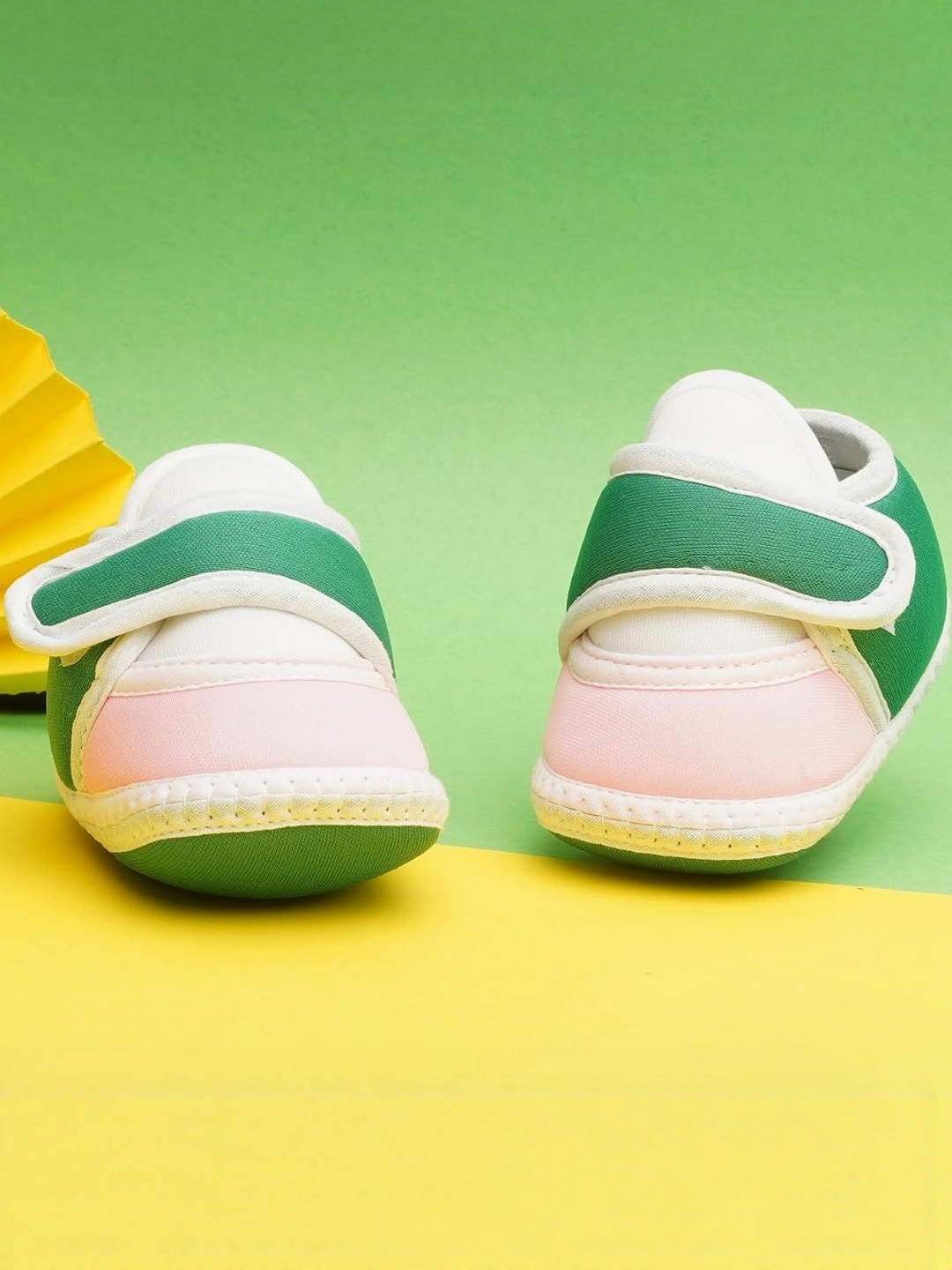 NESKA MODA Kids Velcro Fastening Cotton Booties