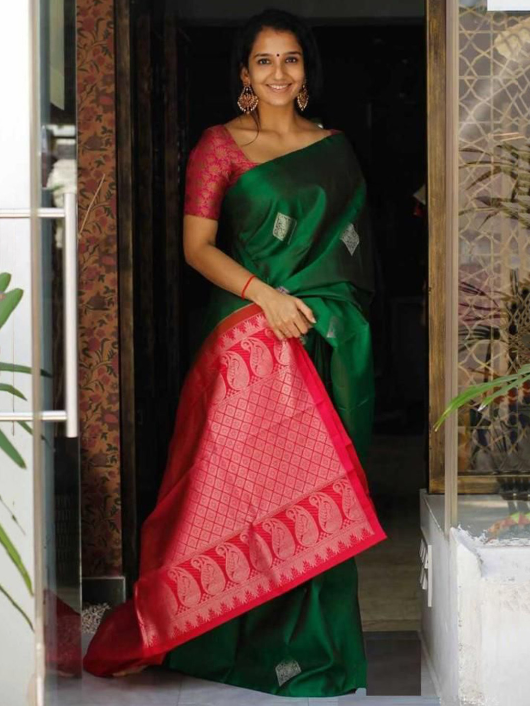 PHEASANT Woven Design Saree with Blouse Piece