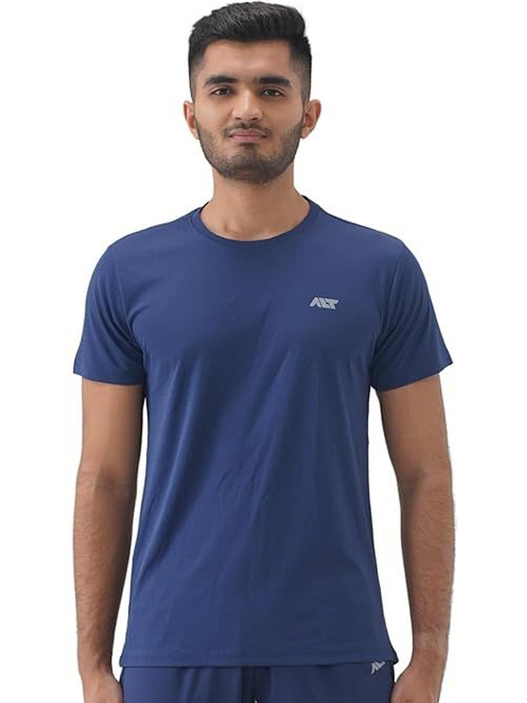 ALT THEALTCULTURE Men Solid Round Neck T-shirt