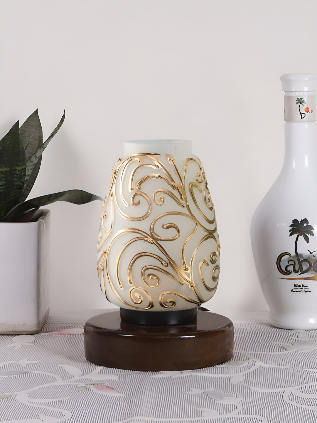 Aura White & Gold Toned Textured Glass Lamp With Wood Base