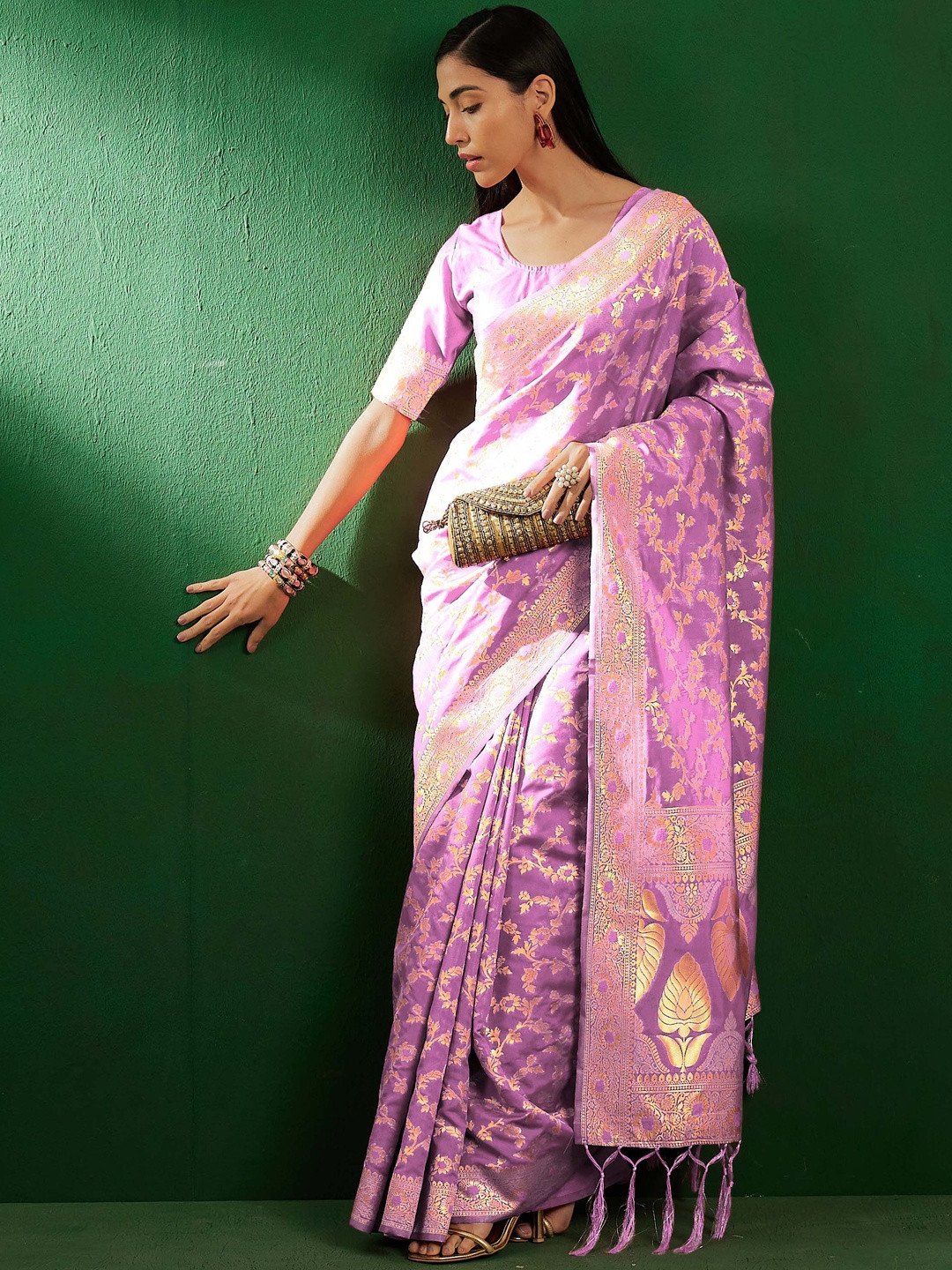 Suha Floral Woven Design Zari Banarasi Saree With Intricate Weaving Work