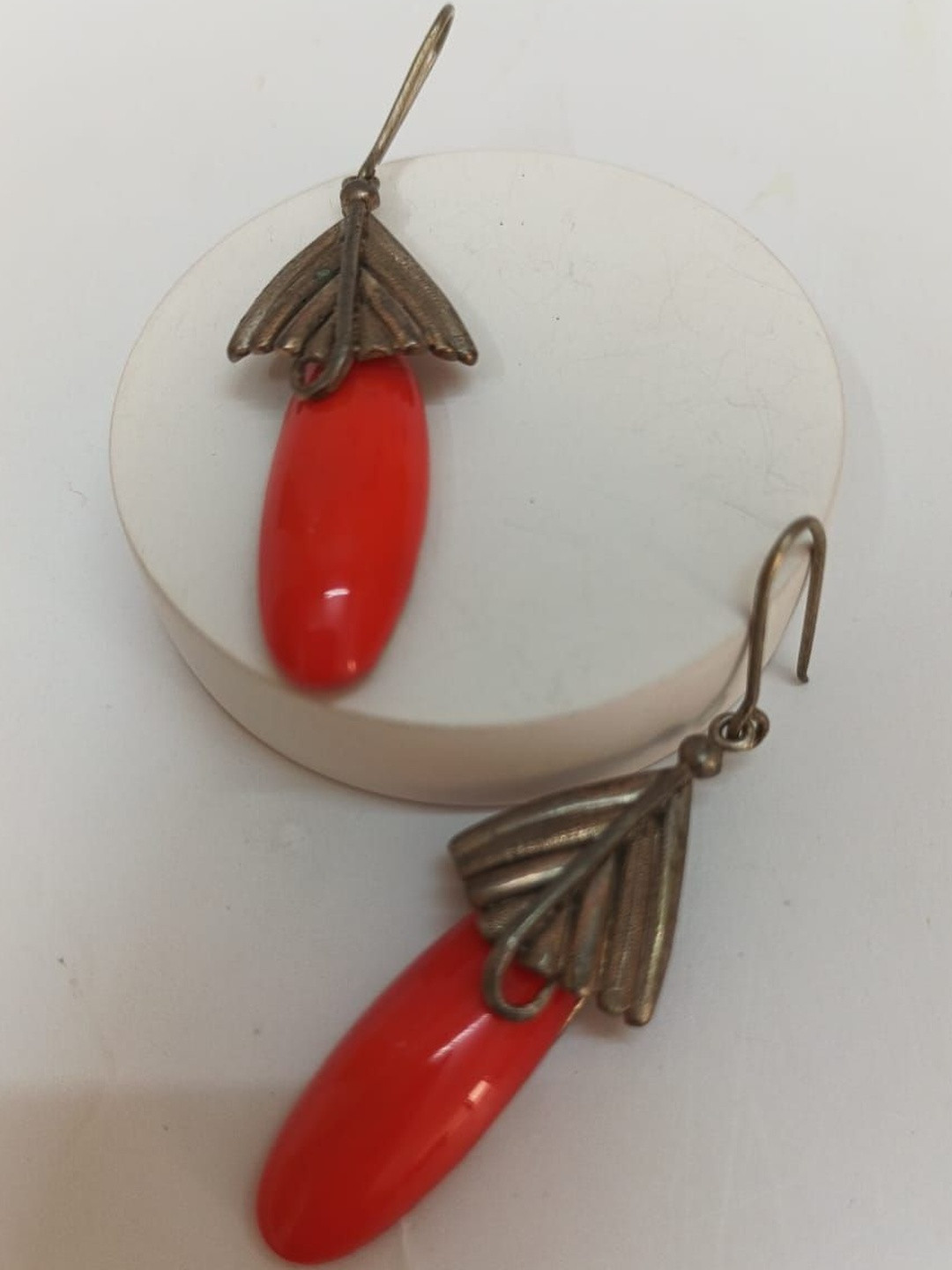 AMALAAN JEWELS Gold-Plated Artificial Beaded Chilli  Contemporary Drop Earrings