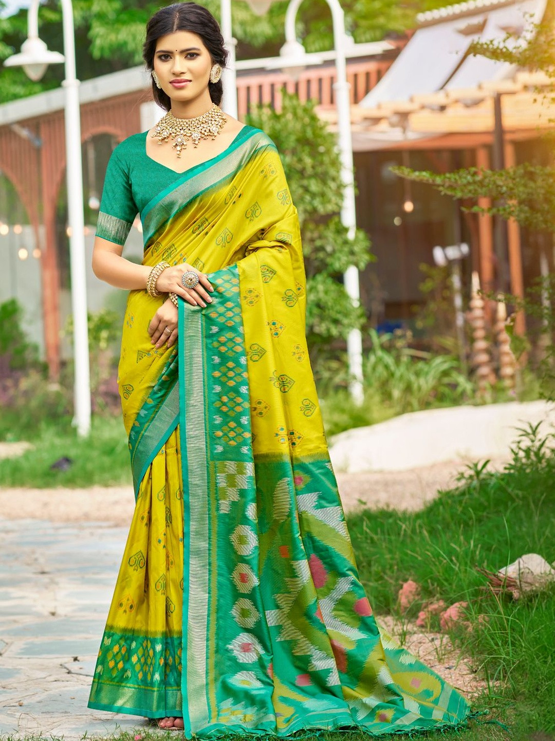 Astita Women Ethnic Motives Woven Design Pochampally Saree