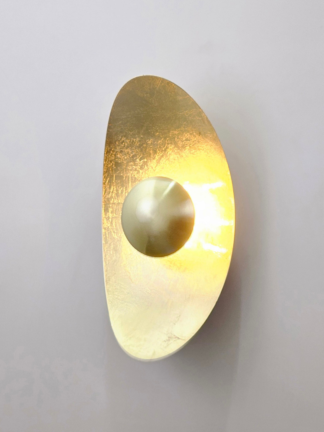Mufasa Gold-Toned Textured Back LED Indoor Wall Lamp