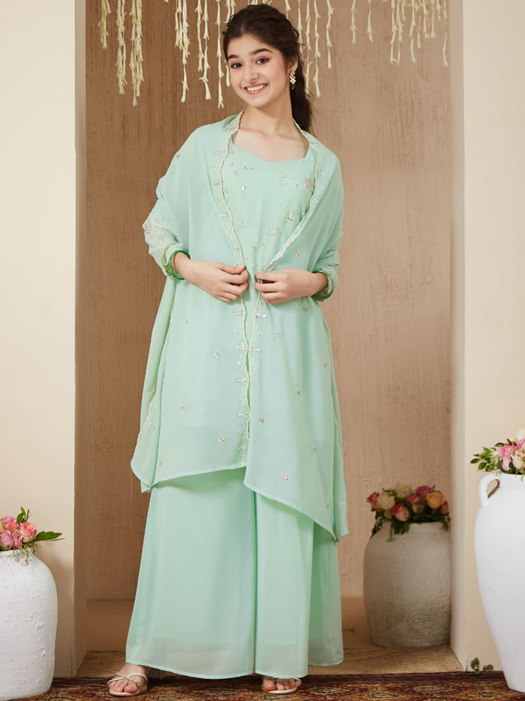 CurlyTales Girls Embroidered Georgette Kurti Set