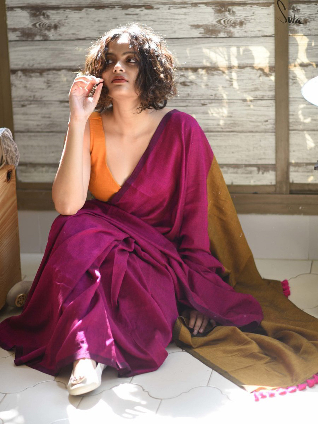 Suta Pink & Gold-Toned Colourblocked Saree