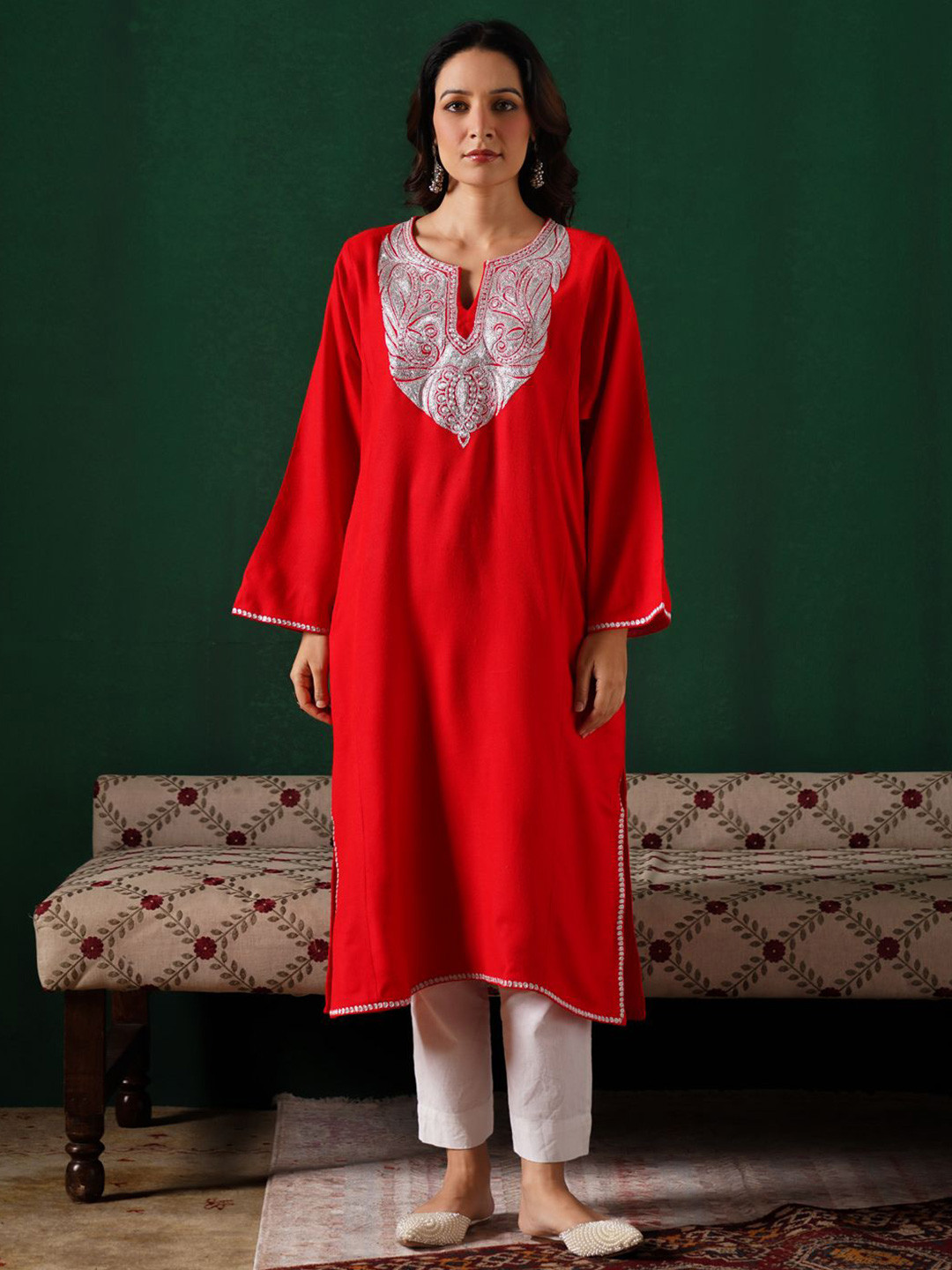 Kashmir Box Kashmiri Silver Boti Tilla Embroidered Cashmilion Round-Neck Winter Kurta