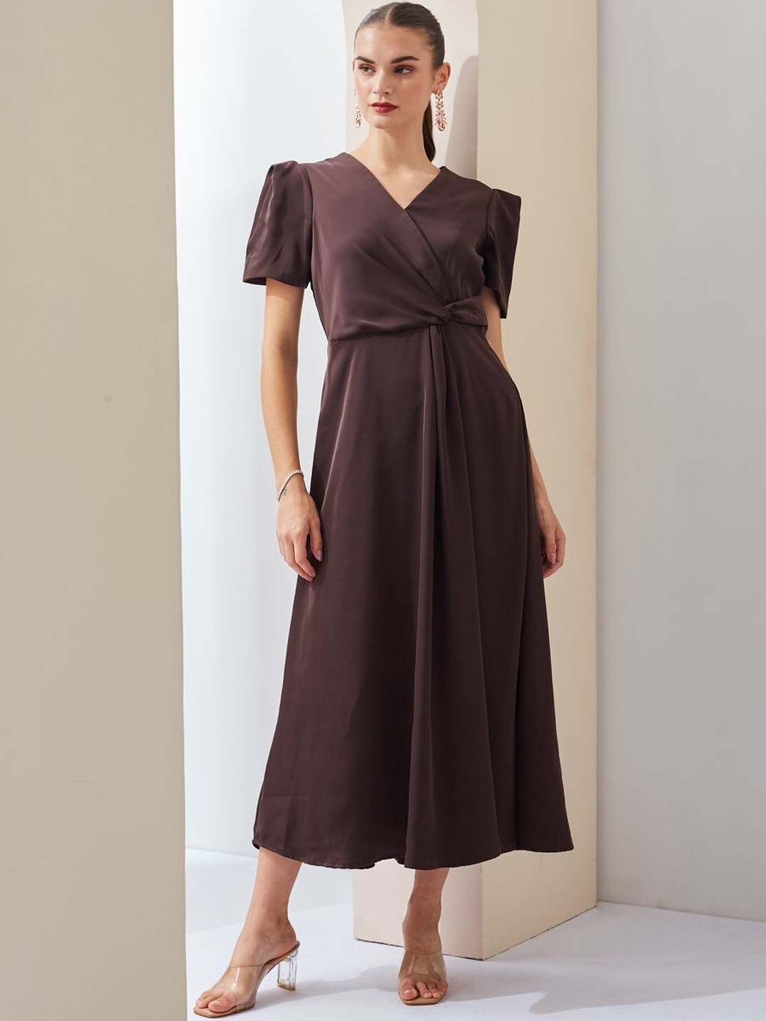 Latin Quarters Women Solid Puff Sleeve Fit & Flared Midi Dress